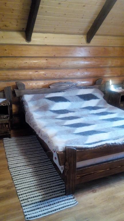 Guest House Dikiy Zrub Vorokhta Exterior photo